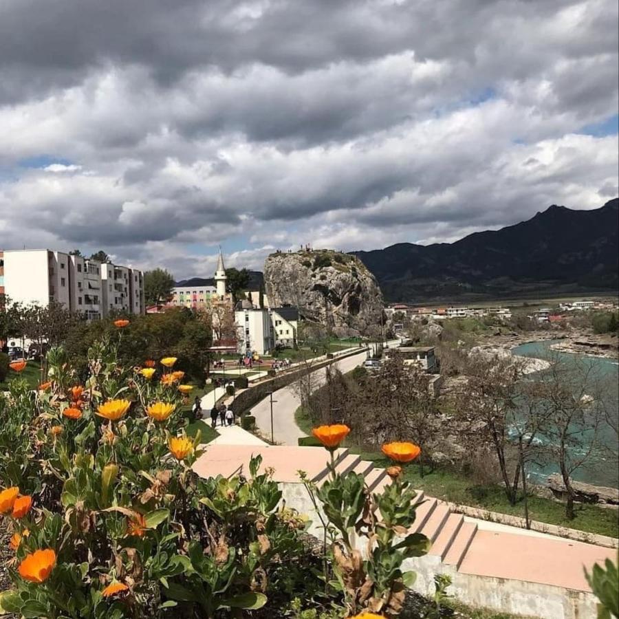 Përmet Garden Guest House מראה חיצוני תמונה