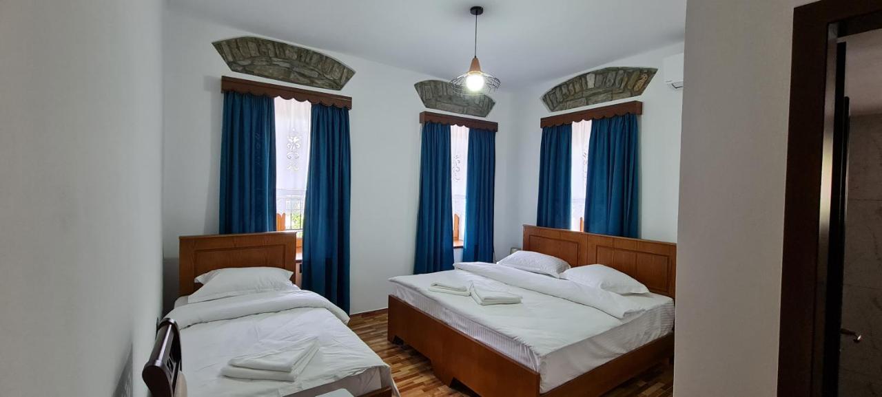 Përmet Garden Guest House מראה חיצוני תמונה