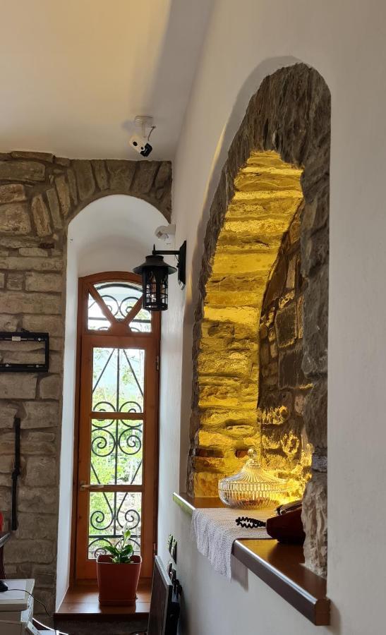Përmet Garden Guest House מראה חיצוני תמונה